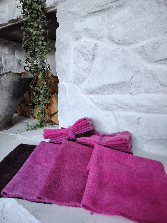 Fuchsia Hand Dyed Wool Fat Sixteenth Bundle