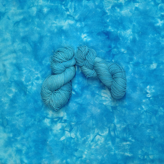 Dazzling Blue 01 M Hand Dyed Wool Yarn