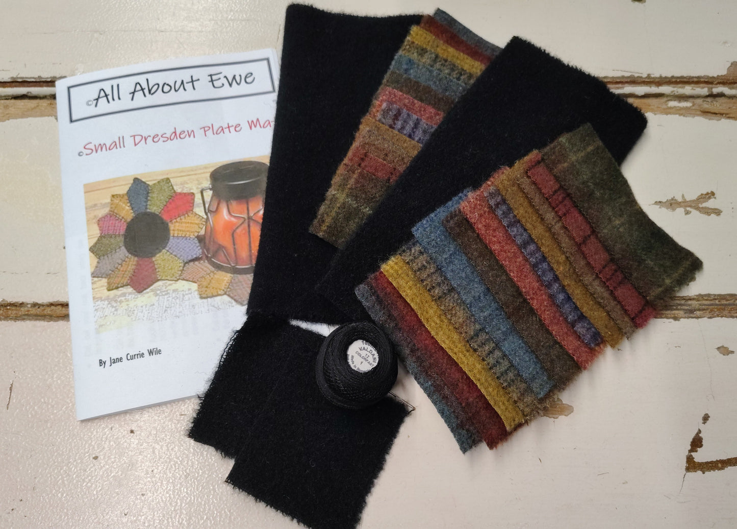 DRESDEN PLATE (Small) Wool Mat Kit