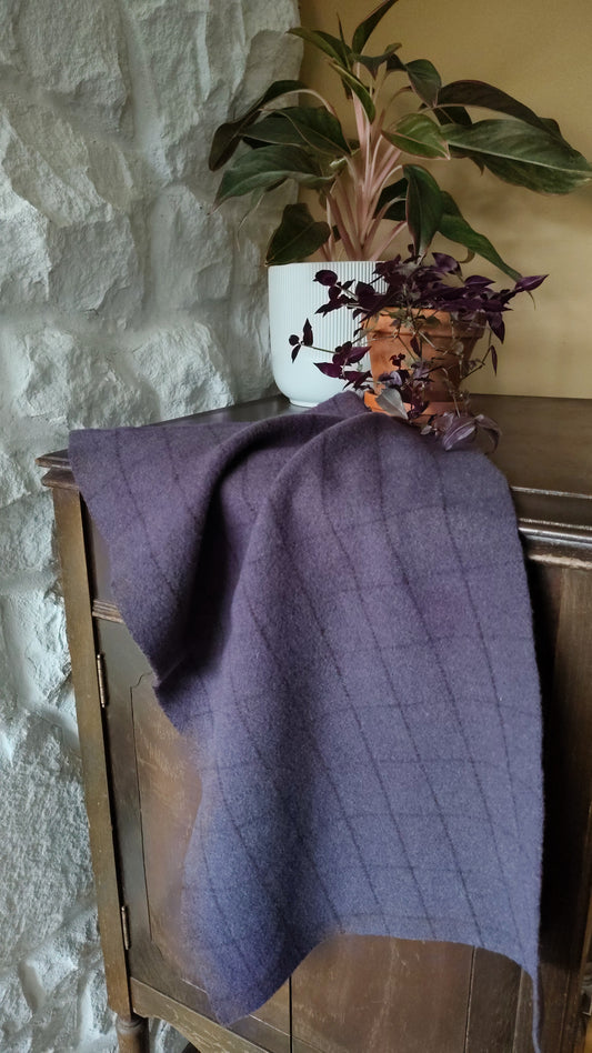 #100 Hand Dyed Quarter Yard