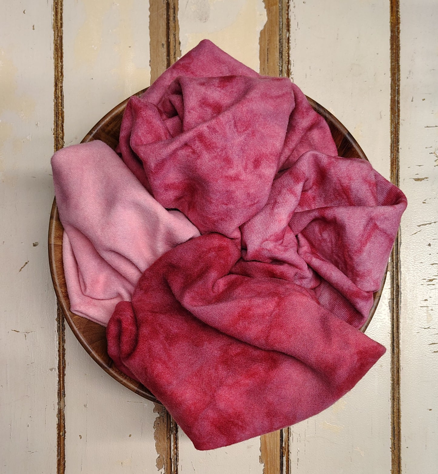 WINE ROSE 00 M Hand Dyed Wool
