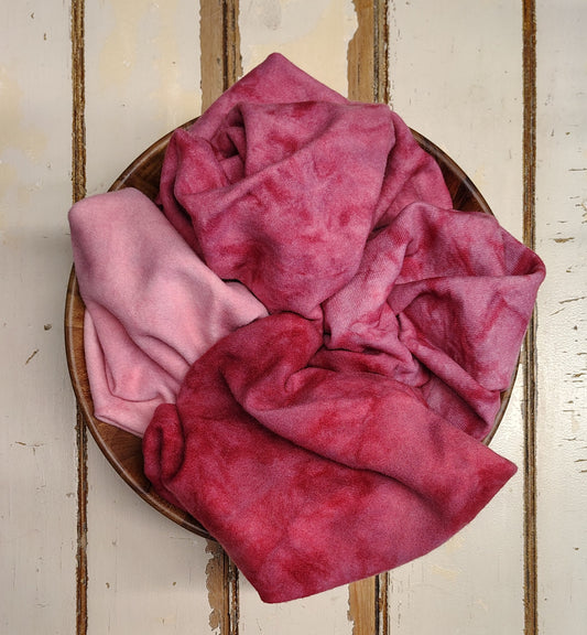 WINE ROSE VALUES M | Set of 4 Hand Dyed Wool
