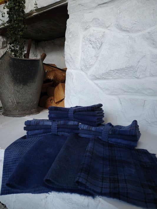 Navy Hand Dyed Wool Fat Sixteenth Bundle