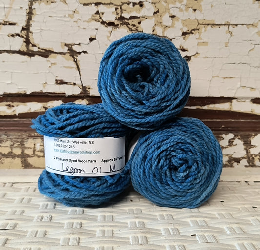 Lagoon 01 M Hand Dyed Wool Yarn Cake