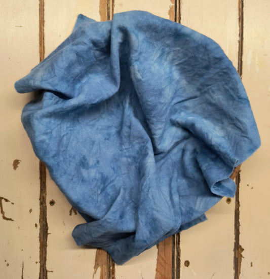 LAKE BLUE 01 Hand Dyed Wool - All About Ewe Wool Shop