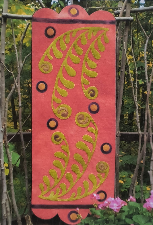 CLEARANCE | Fiddlehead Ferns Runner Pattern