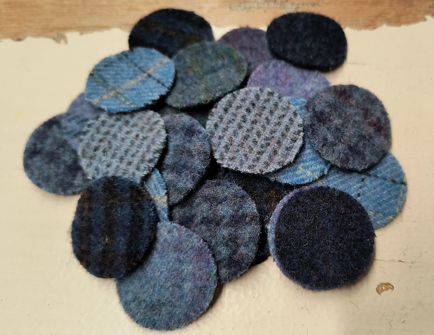 Pre-cut Wool Penny Packs | 25 or 50 Count | 1 3/4 inch - All About Ewe Wool Shop