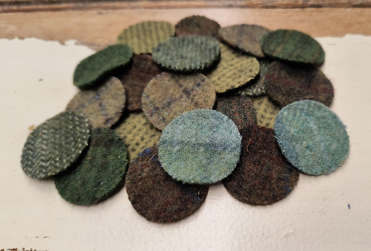 Pre-cut Wool Penny Packs | 25 or 50 Count | 3 inch - All About Ewe Wool Shop