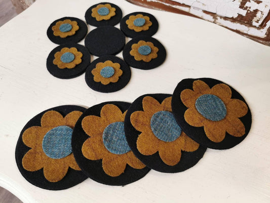 MINI FLOWER MAT Kit - All About Ewe Wool Shop