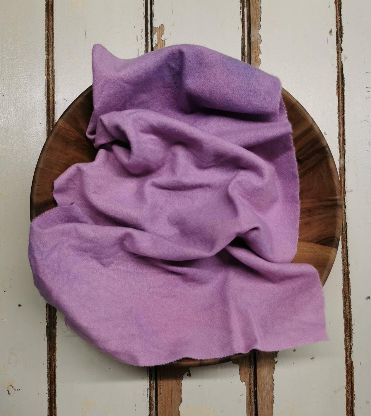 ROSE PINK 01 Hand Dyed Wool - All About Ewe Wool Shop