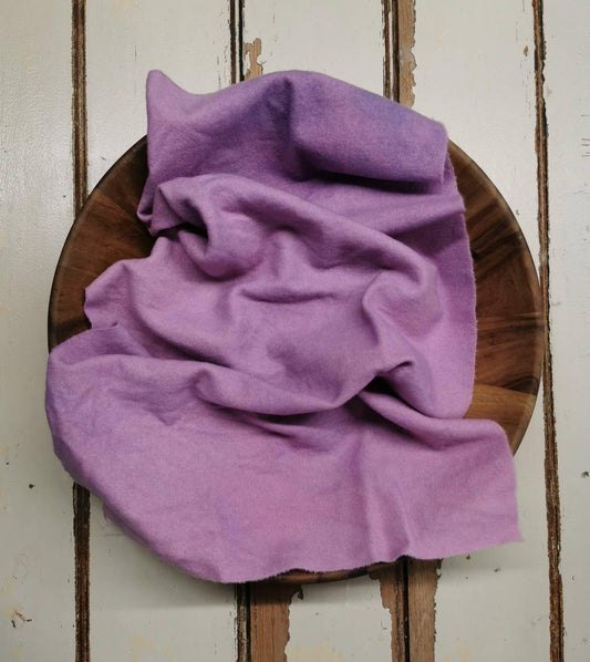 ROSE PINK 01 Hand Dyed Wool - All About Ewe Wool Shop