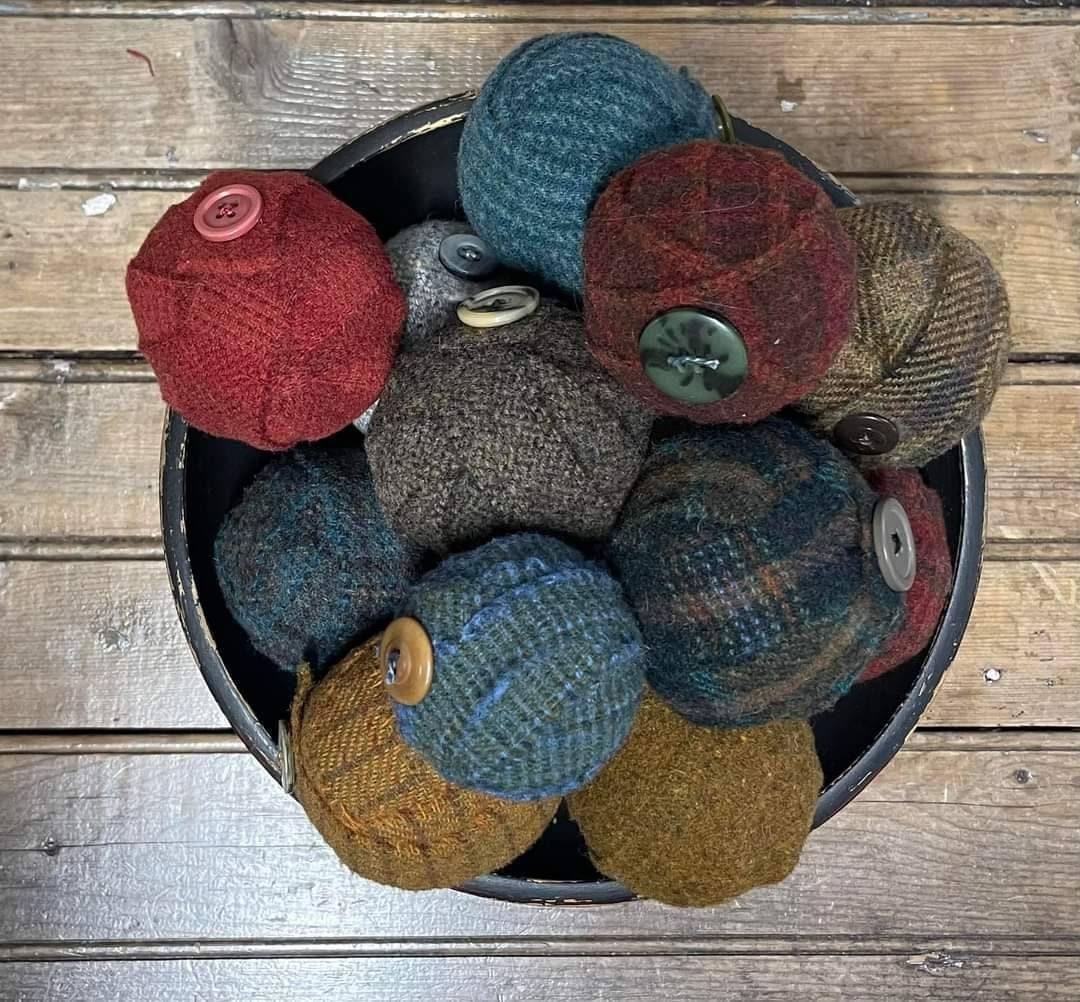 WOOL BALLS & BUTTONS Paper Pattern - All About Ewe Wool Shop
